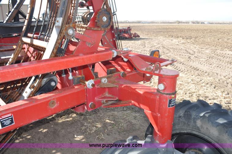 image for item F2336 2007 Amity 996 sugar beet harvester