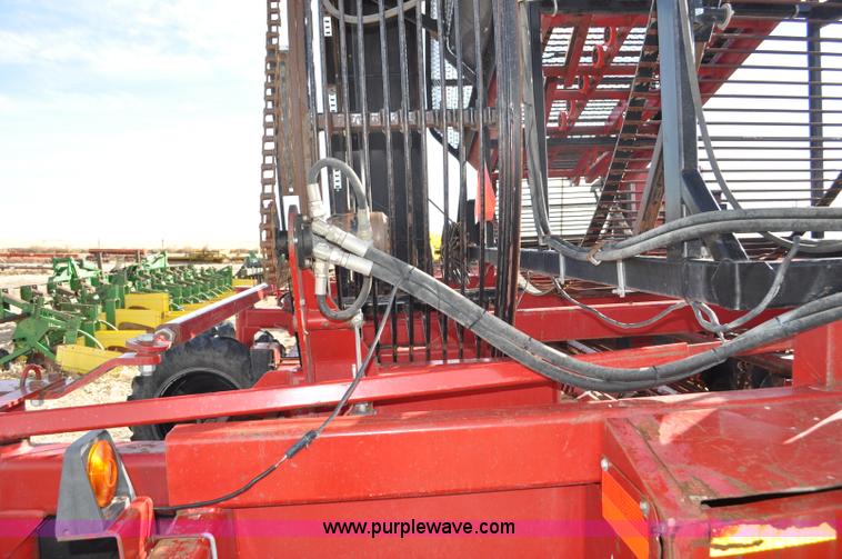 image for item F2336 2007 Amity 996 sugar beet harvester