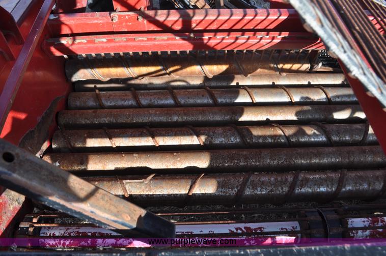 image for item F2336 2007 Amity 996 sugar beet harvester