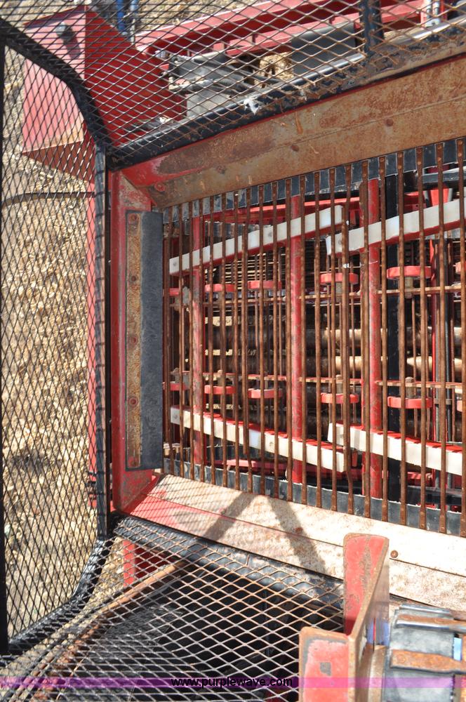 image for item F2336 2007 Amity 996 sugar beet harvester