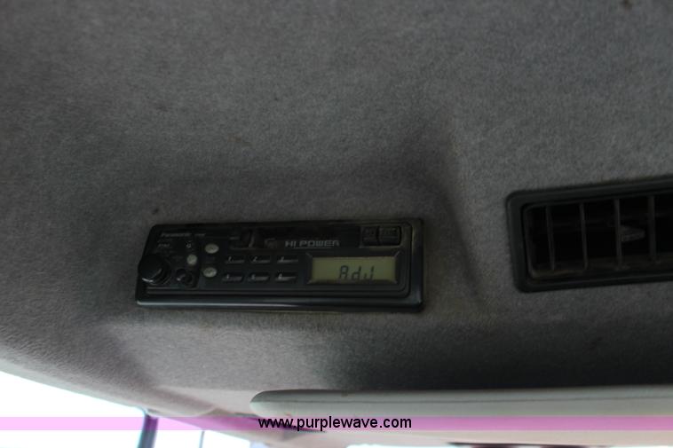 image for item F7564 Kubota M105S MFWD tractor