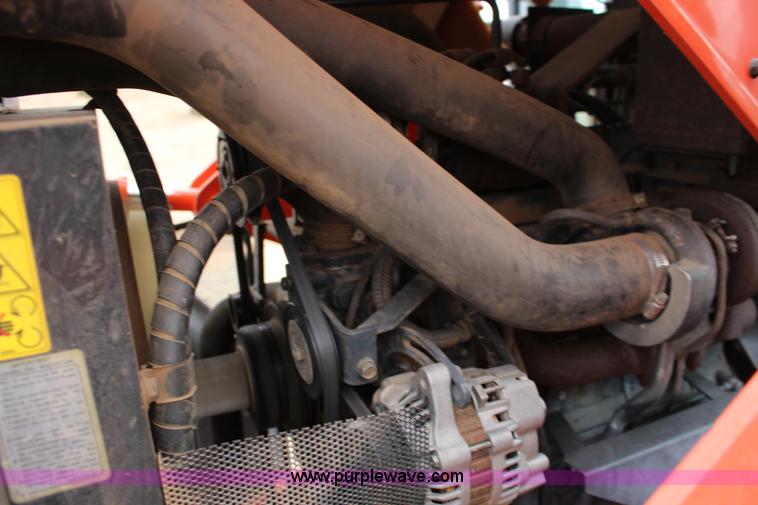 image for item F7564 Kubota M105S MFWD tractor