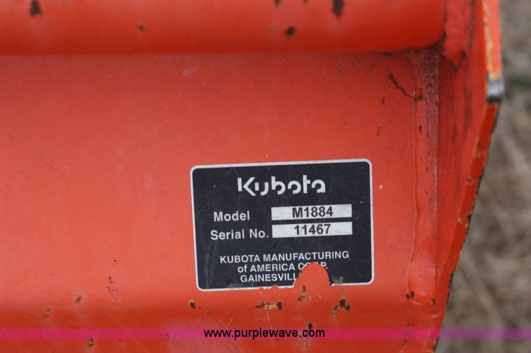 image for item F7564 Kubota M105S MFWD tractor