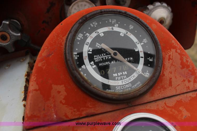 image for item F7571 Ford 851 Power Master tractor