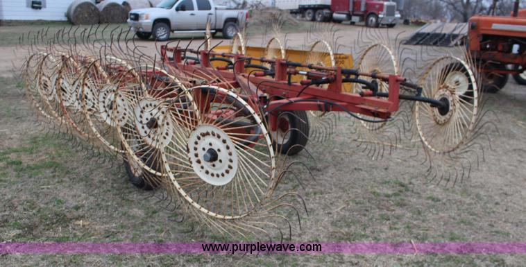image for item F7574 H&S bi-fold hay rake