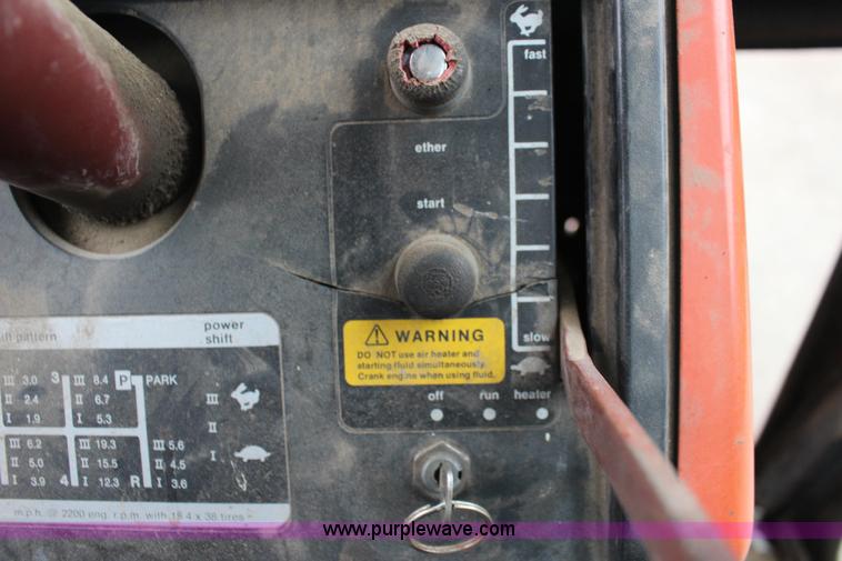 image for item F7577 Allis Chalmers 7000 tractor