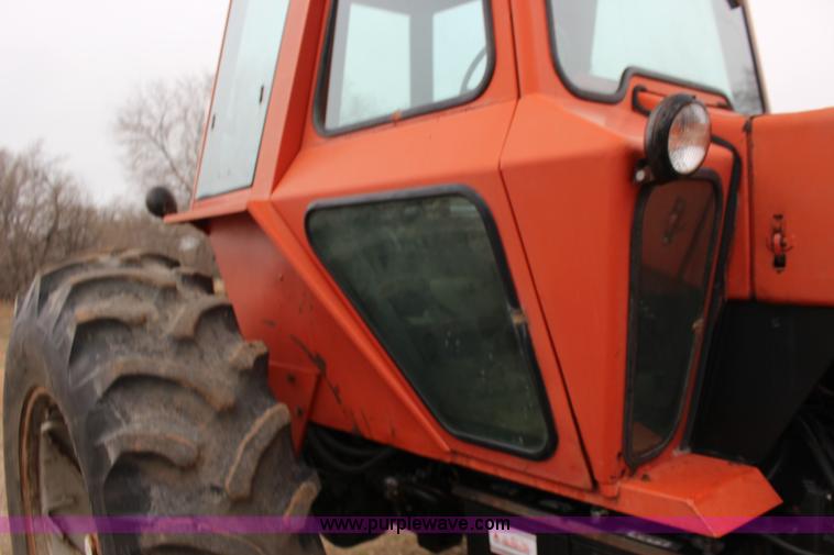 image for item F7577 Allis Chalmers 7000 tractor