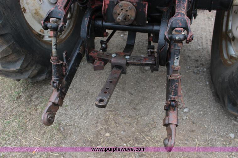 image for item F7577 Allis Chalmers 7000 tractor