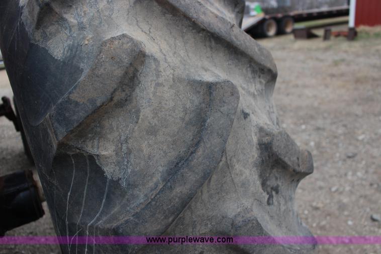 image for item F7577 Allis Chalmers 7000 tractor