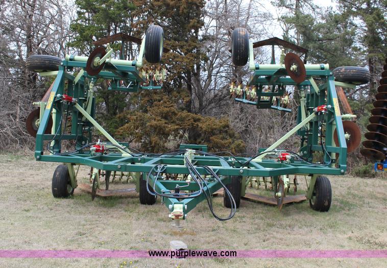 image for item F7587 Sunflower Flex King KM 7X6 sweep plow