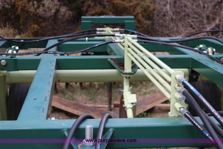 image for item F7587 Sunflower Flex King KM 7X6 sweep plow