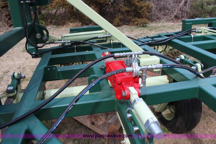 image for item F7587 Sunflower Flex King KM 7X6 sweep plow