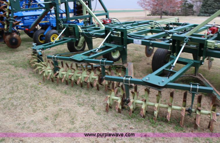 image for item F7587 Sunflower Flex King KM 7X6 sweep plow