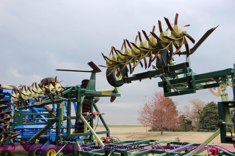 image for item F7587 Sunflower Flex King KM 7X6 sweep plow