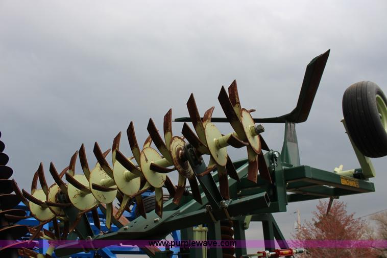 image for item F7587 Sunflower Flex King KM 7X6 sweep plow