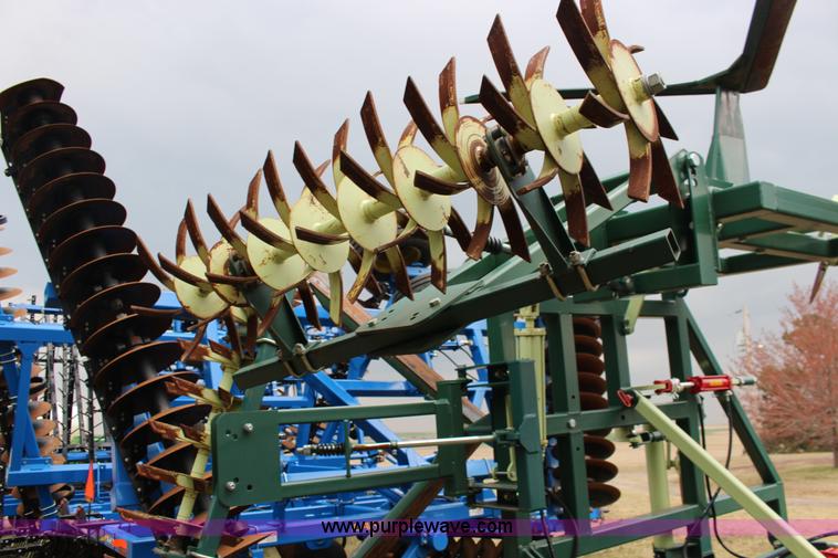 image for item F7587 Sunflower Flex King KM 7X6 sweep plow