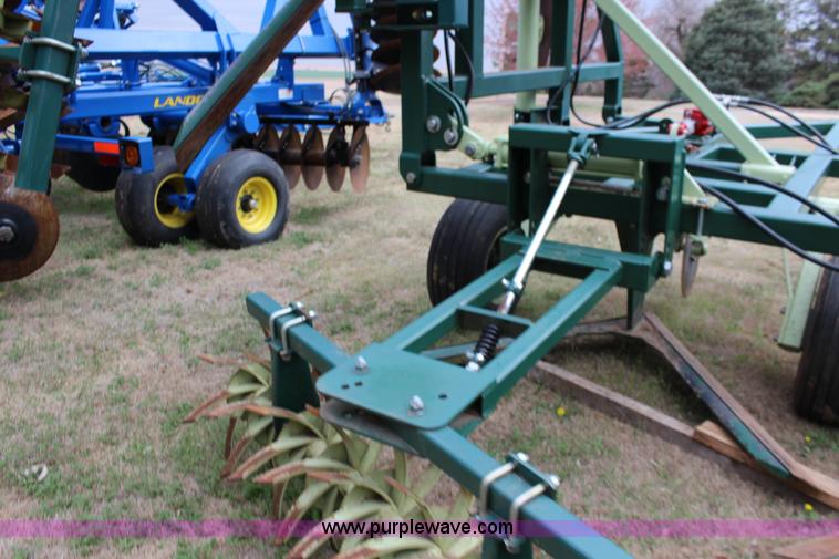 image for item F7587 Sunflower Flex King KM 7X6 sweep plow