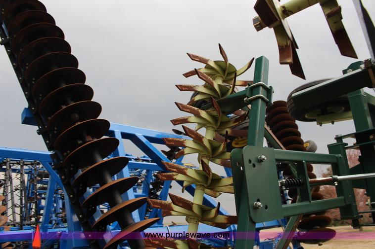 image for item F7587 Sunflower Flex King KM 7X6 sweep plow