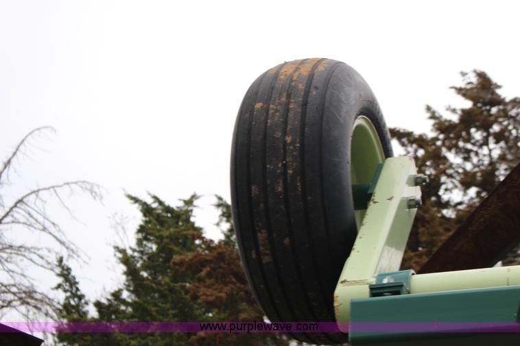 image for item F7587 Sunflower Flex King KM 7X6 sweep plow