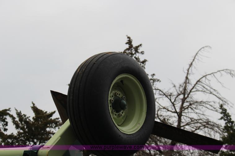 image for item F7587 Sunflower Flex King KM 7X6 sweep plow