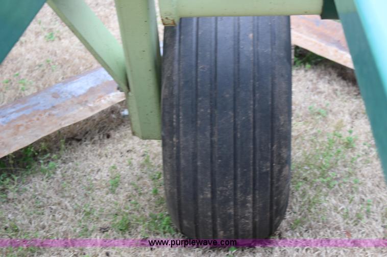 image for item F7587 Sunflower Flex King KM 7X6 sweep plow