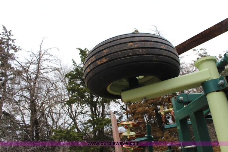 image for item F7587 Sunflower Flex King KM 7X6 sweep plow