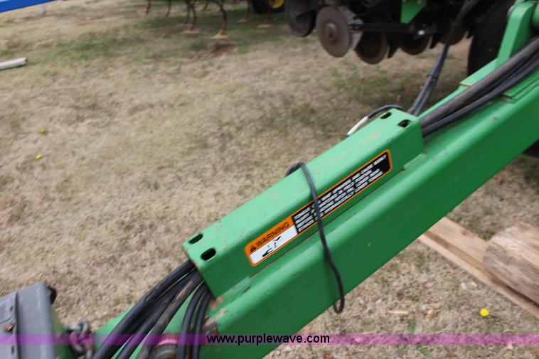 image for item F7590 John Deere 455 grain drill