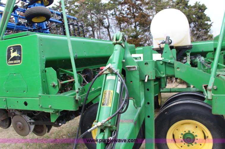 image for item F7590 John Deere 455 grain drill