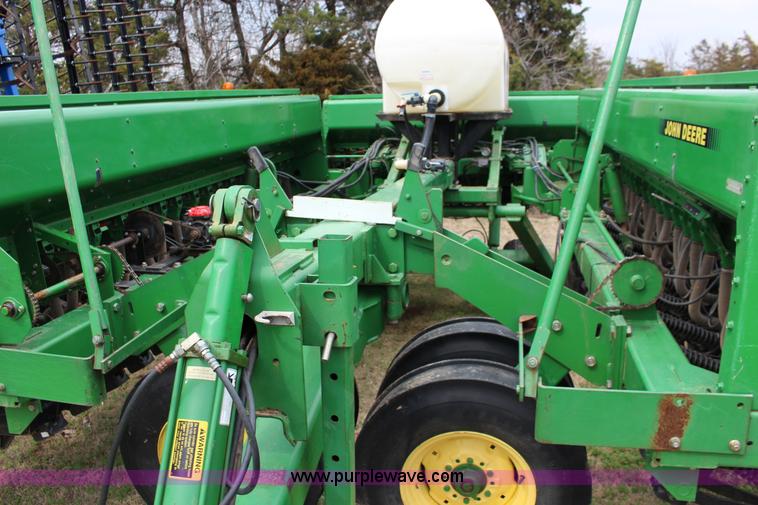 image for item F7590 John Deere 455 grain drill