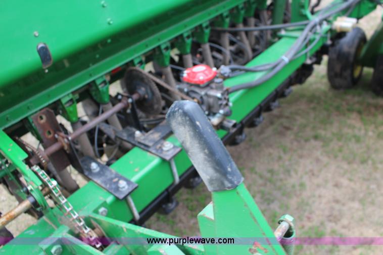 image for item F7590 John Deere 455 grain drill