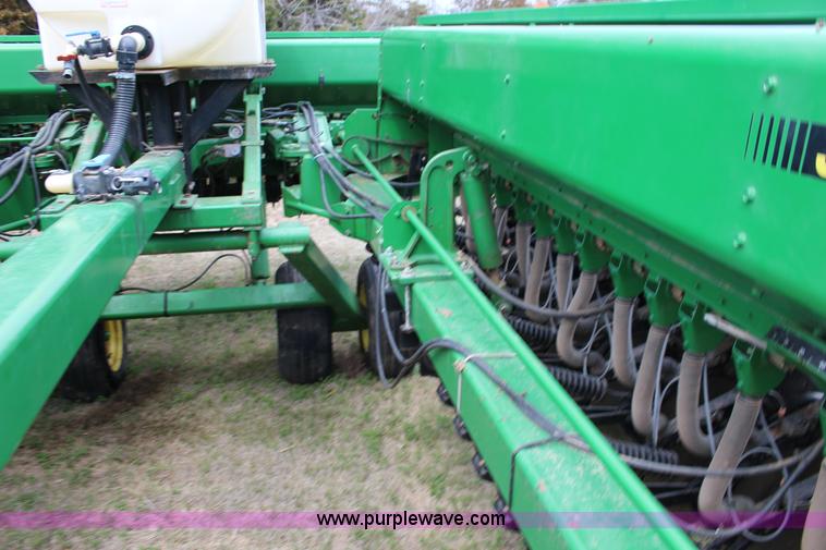image for item F7590 John Deere 455 grain drill