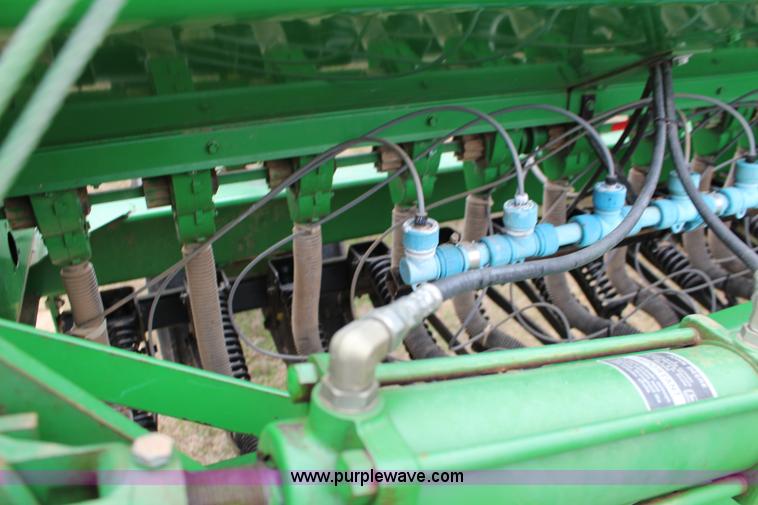 image for item F7590 John Deere 455 grain drill