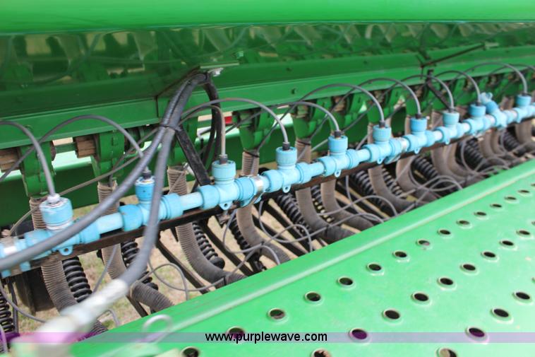 image for item F7590 John Deere 455 grain drill