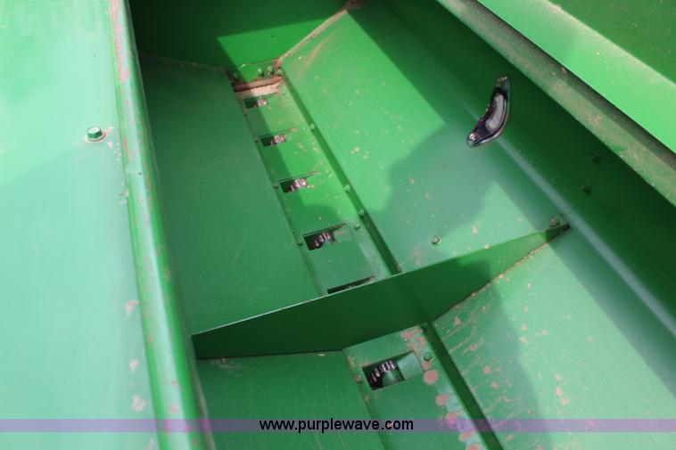 image for item F7590 John Deere 455 grain drill