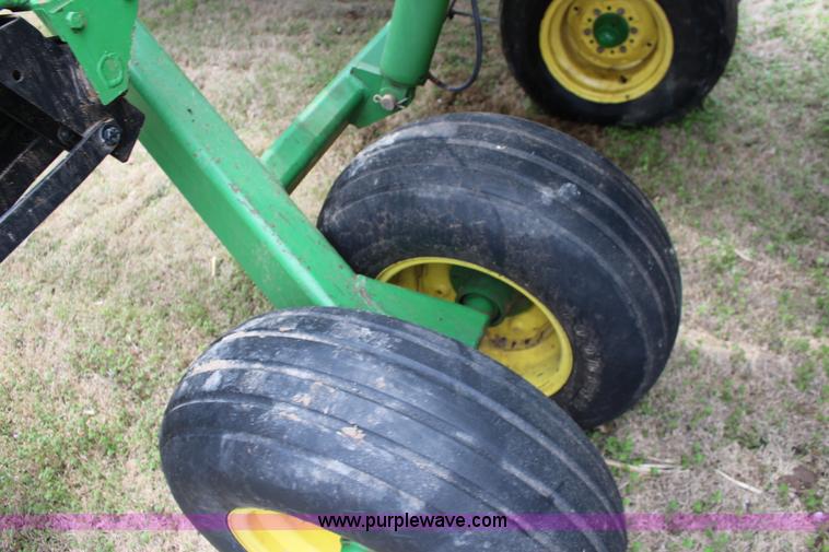 image for item F7590 John Deere 455 grain drill
