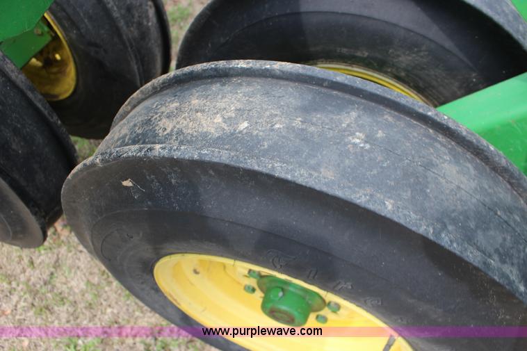 image for item F7590 John Deere 455 grain drill