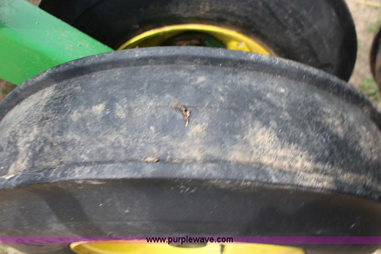 image for item F7590 John Deere 455 grain drill