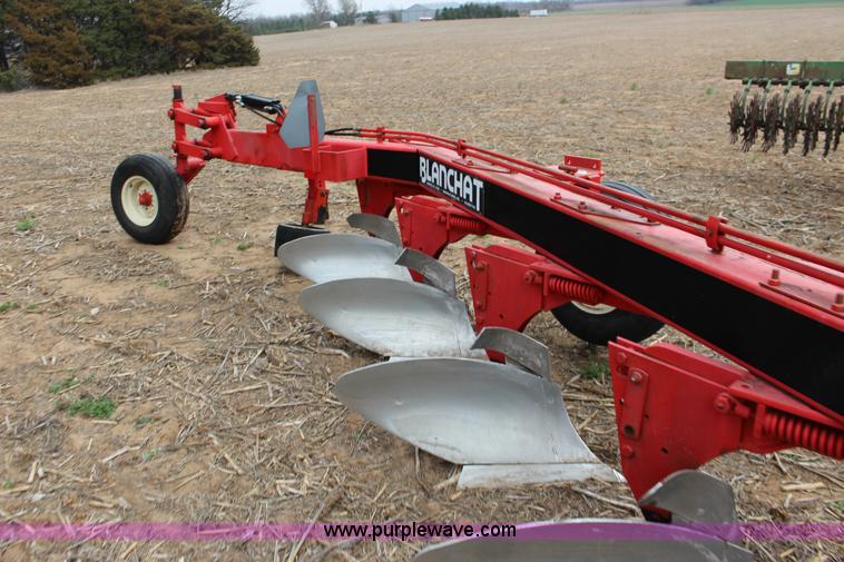 image for item F7591 Blanchat 12 bottom plow