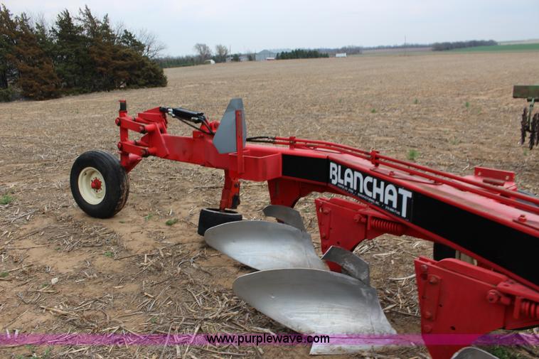 image for item F7591 Blanchat 12 bottom plow