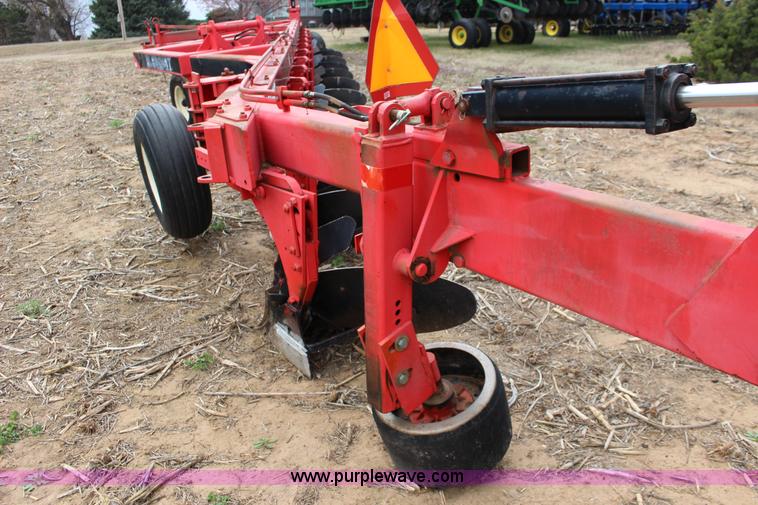 image for item F7591 Blanchat 12 bottom plow