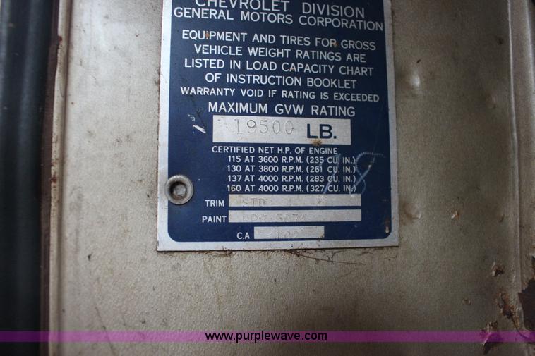 image for item F7595 1962 Chevrolet C60 grain truck