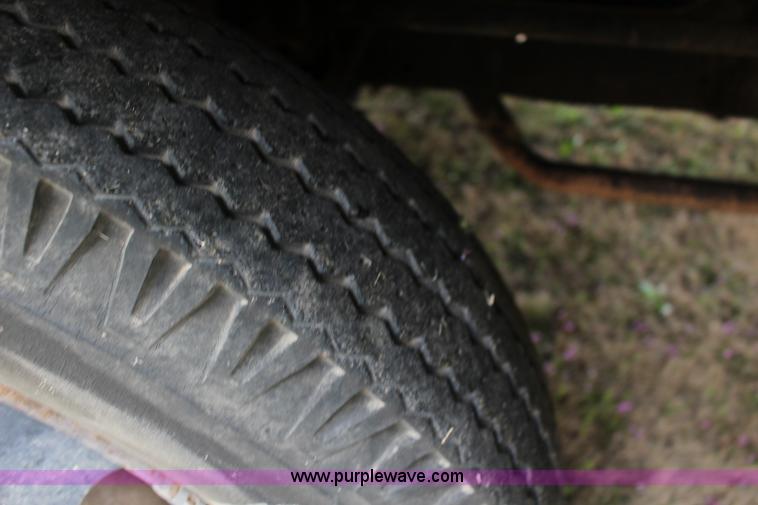 image for item F7595 1962 Chevrolet C60 grain truck