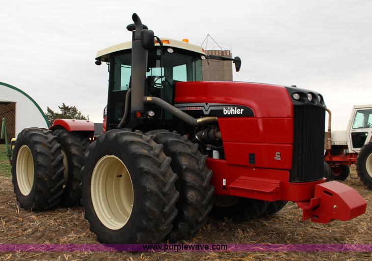 image for item F7600 2009 Versatile 375 4WD tractor