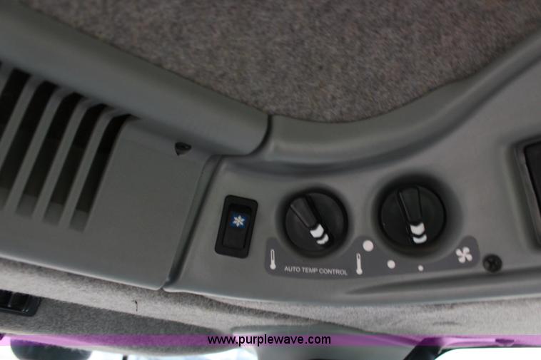 image for item F7600 2009 Versatile 375 4WD tractor