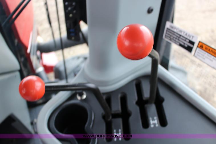 image for item F7600 2009 Versatile 375 4WD tractor