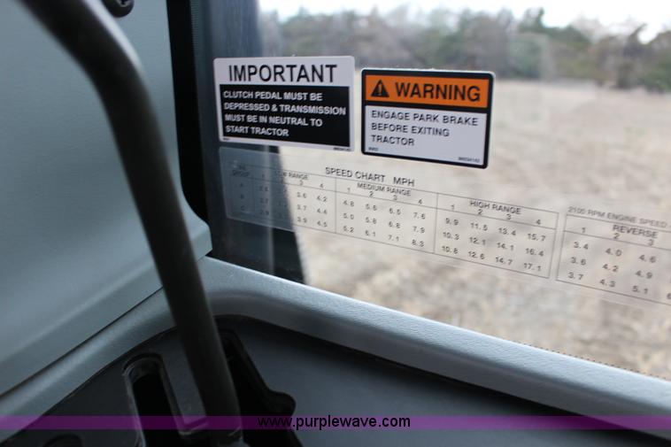 image for item F7600 2009 Versatile 375 4WD tractor