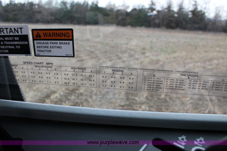 image for item F7600 2009 Versatile 375 4WD tractor