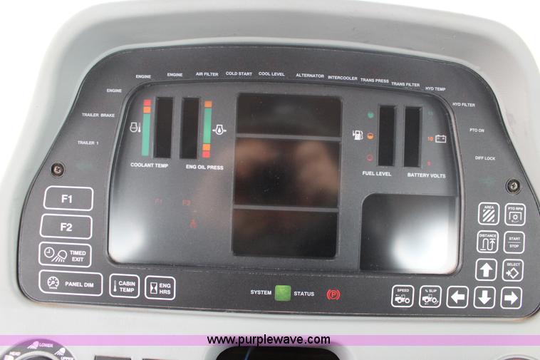 image for item F7600 2009 Versatile 375 4WD tractor