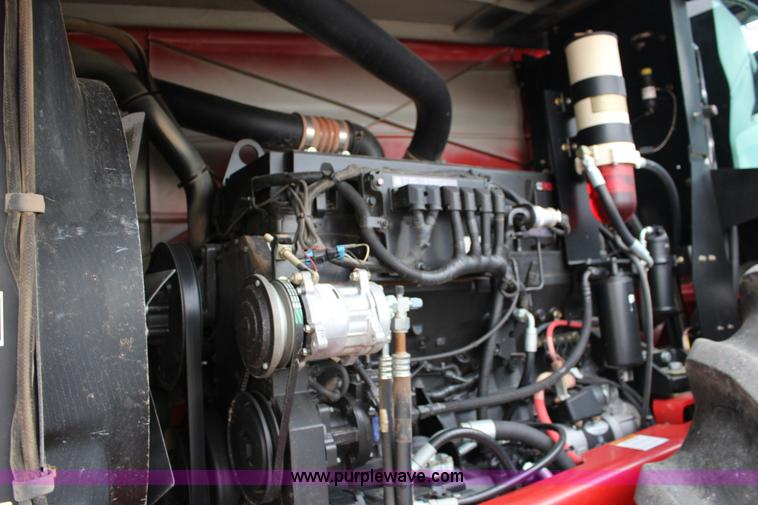 image for item F7600 2009 Versatile 375 4WD tractor