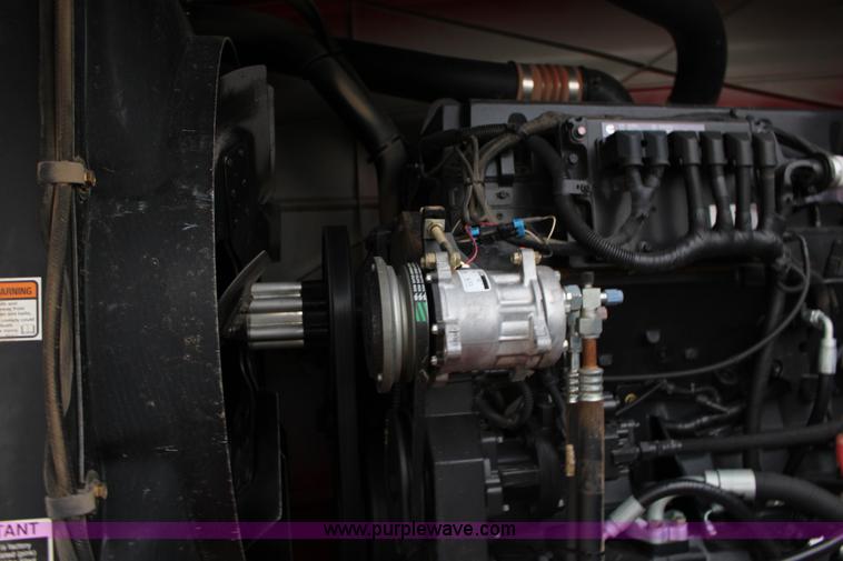 image for item F7600 2009 Versatile 375 4WD tractor